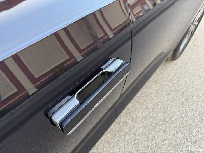 هونداي ازيرا كلاسيك 2025 سعودي شبه جديد 15