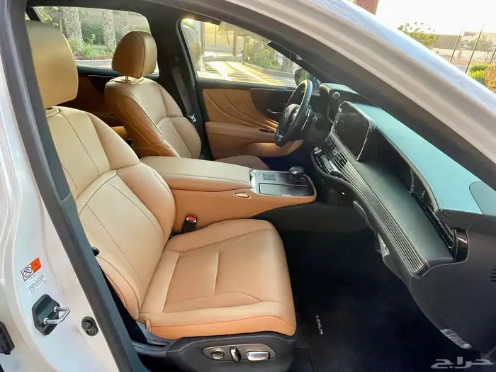 للبيع لكزس LS350 سعودي مالك اول 2024   AA 43