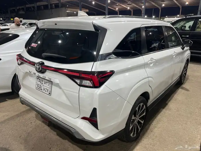 تايوتا فيلوز 2024 فل كامل وكاله 4