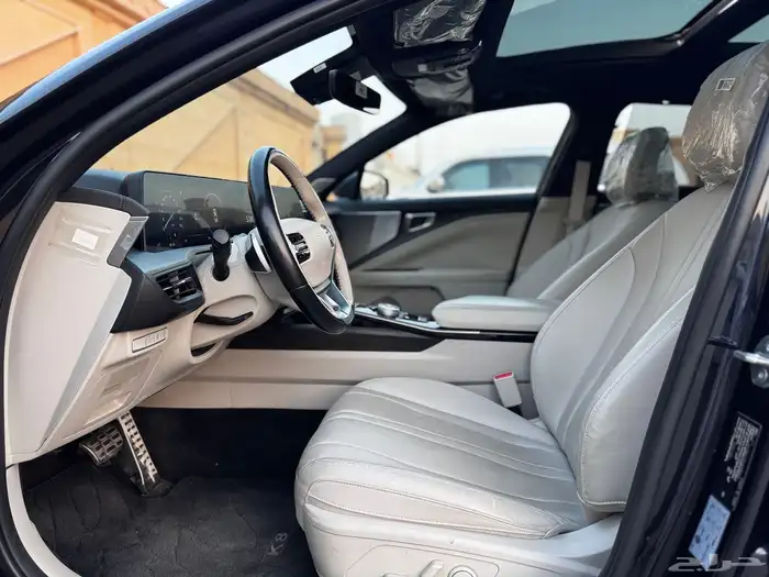 كيا K8 2023 هايبرد 14