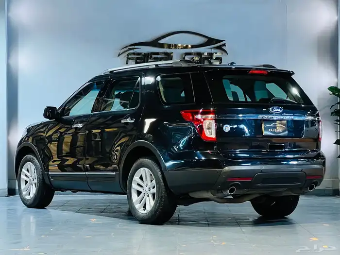 اكسبلور 2015 بحاله ممتازه دبل 5