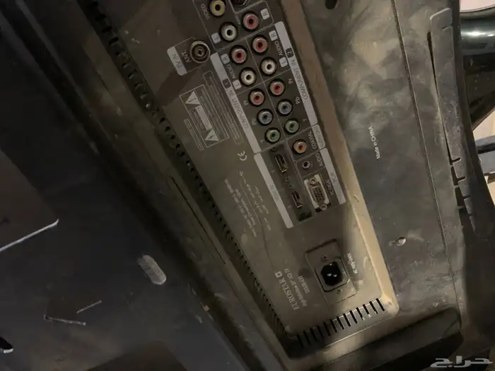 للبيع شاشه 32 بوصه 1