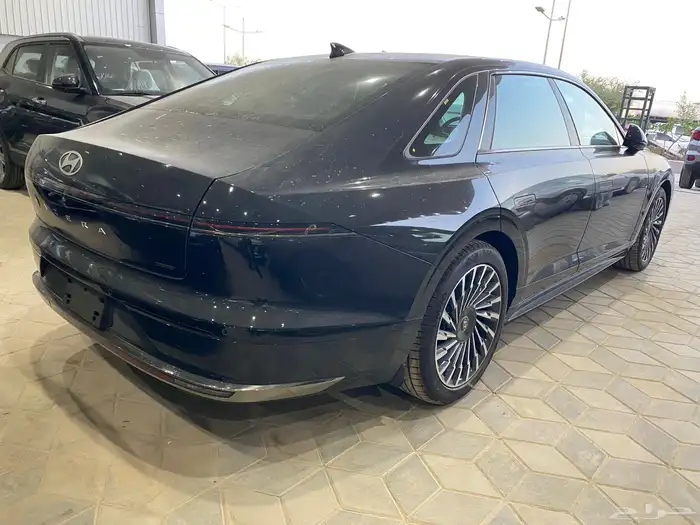 هونداي ازيرا كاليجرافي سعودي 2025 8