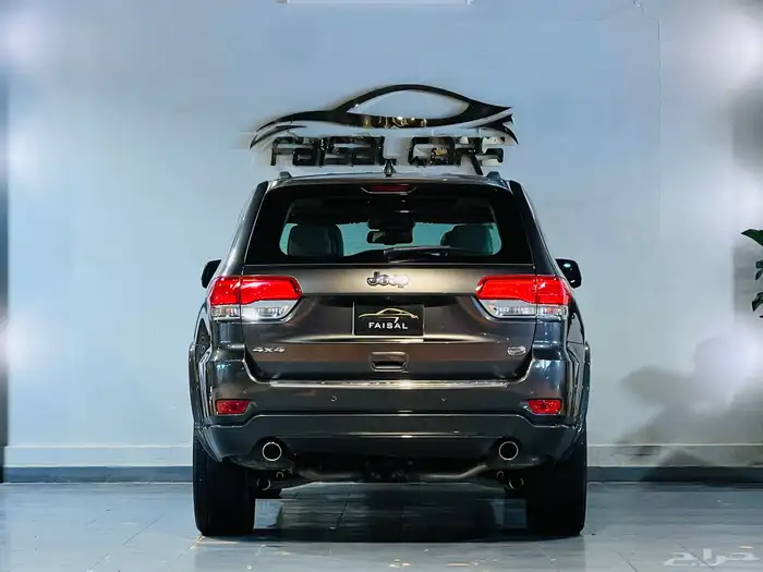 شيروكي اوفر لاند 2015 بحاله ممتازه 3