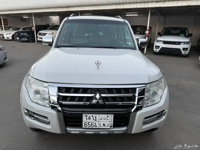 باجيرو 2016 فل كامل محرك 3.8 8