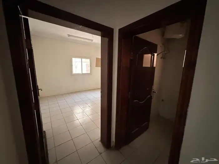 شقة مكونة من 3 غرف سكن عمال للإيجار-شوران مقابل البنك الاهلي 10