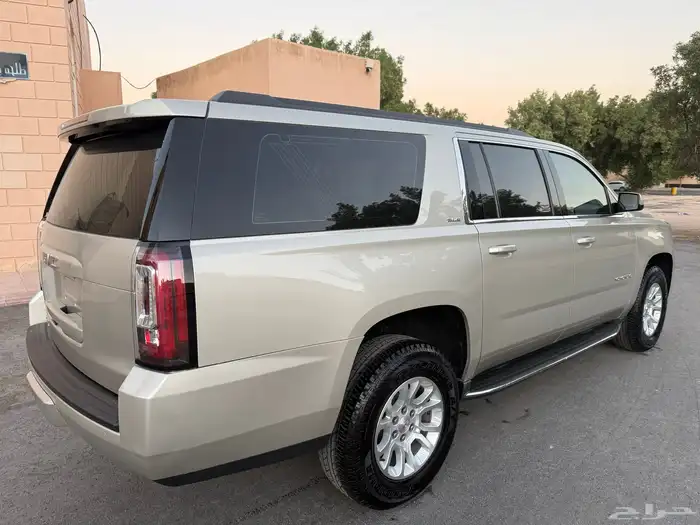 للبيع جي ام سي 2016 دبل مخزن شبه الجديد 7