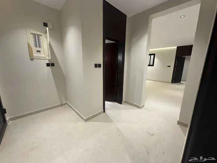 للإيجار فيلا روف علوي تبوك حي الورود ب3500 11