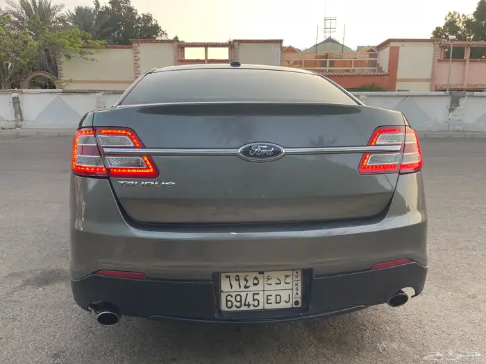 فور تورس سيدان 2014 6