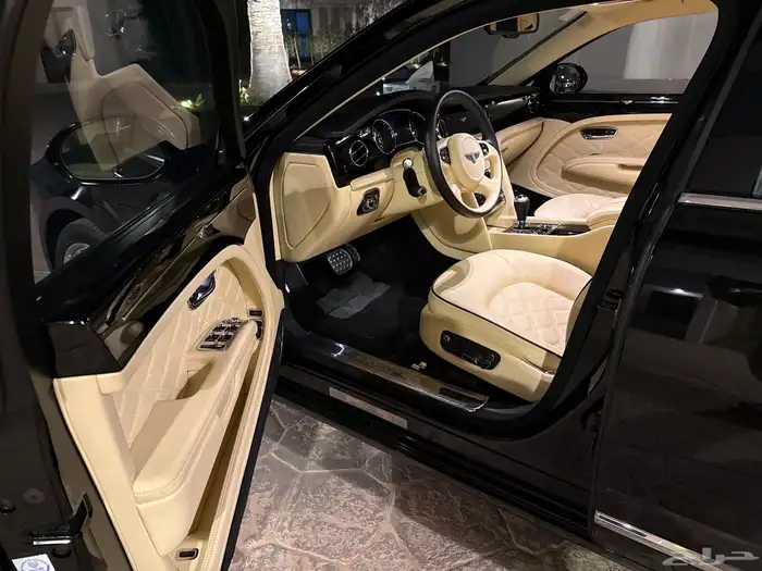 للبيع بنتلي مولسان مخزن ماشي 12 الف كيلو 13