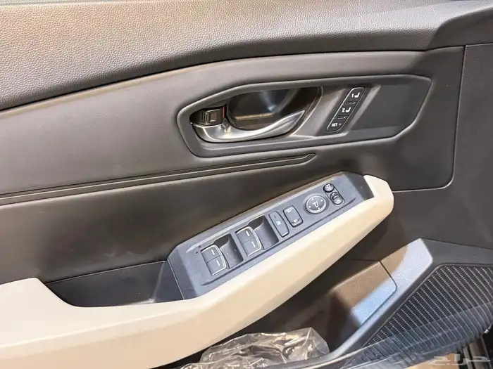 هوندا اكورد 2025 (( بحالة الوكالة )) 22