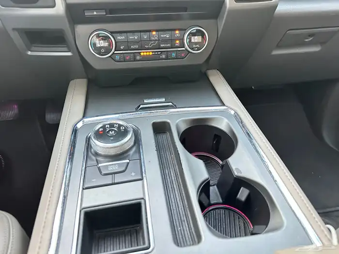 اكسبديشن 2018 فل كامل مالك 2 موتر وكالة 25