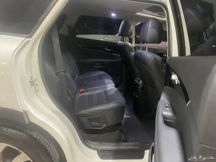 كيا سورنتو 2020 ( ديزل ) بانوراما - 5 ركاب 2.0D 11