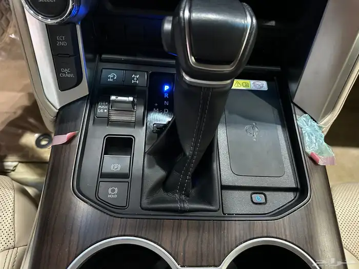 تويوتا لاند كروزر GXR موديل 2022 رقم 4 10