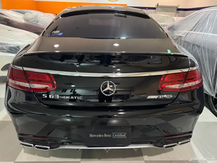 S63 AMG طلبية خاصة ملكي مخزن بحالة الوكالة للمستخدم 26