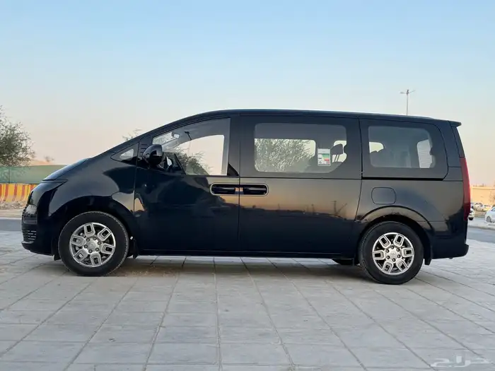 هيونداي ستاريا 2022 وكاله 3