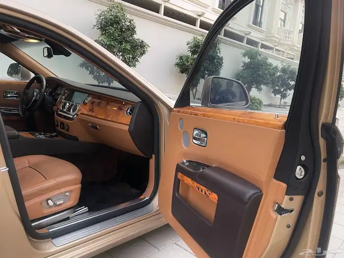 رولزرويس قوست 52