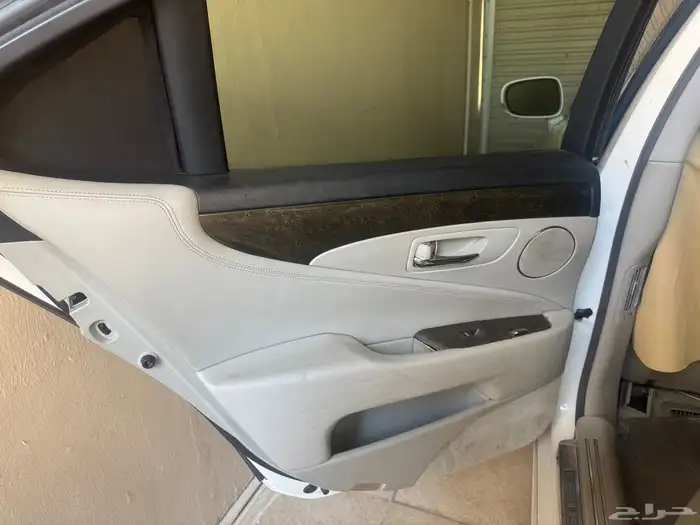 لكزس 2009 للبيع 16