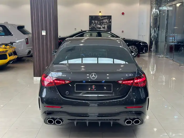 Mercedes AMG C43 2023 3