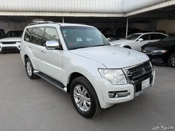 باجيرو 2016 فل كامل محرك 3.8 9