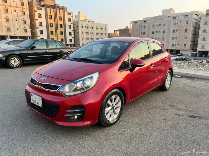 كيا ريو هاتشباك 2015 نص فل 3