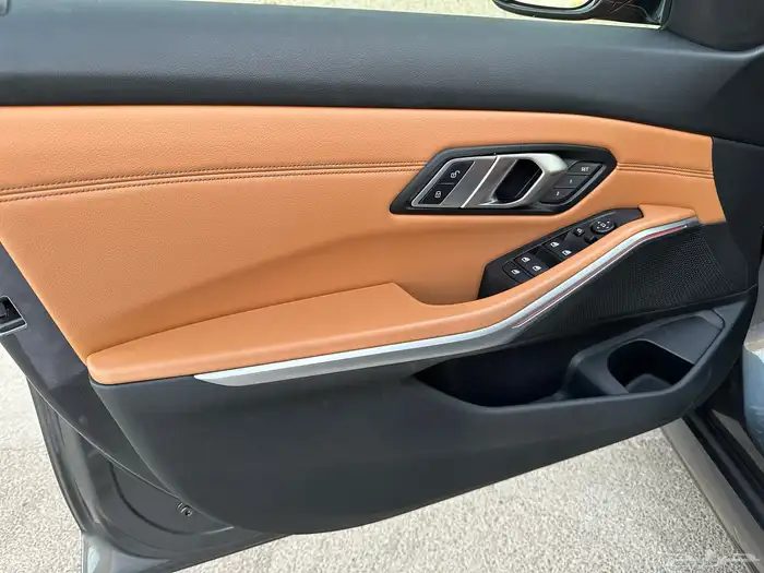 بي ام دبليو 330im 2021 وكالة تشييكات وكالة الفردان 31