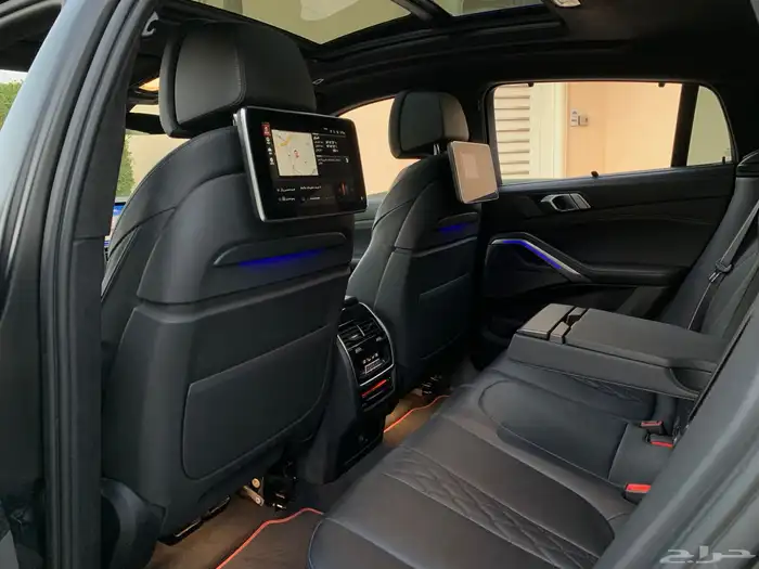 BMW X6 50i V8 2022 Edition Vermillion 44