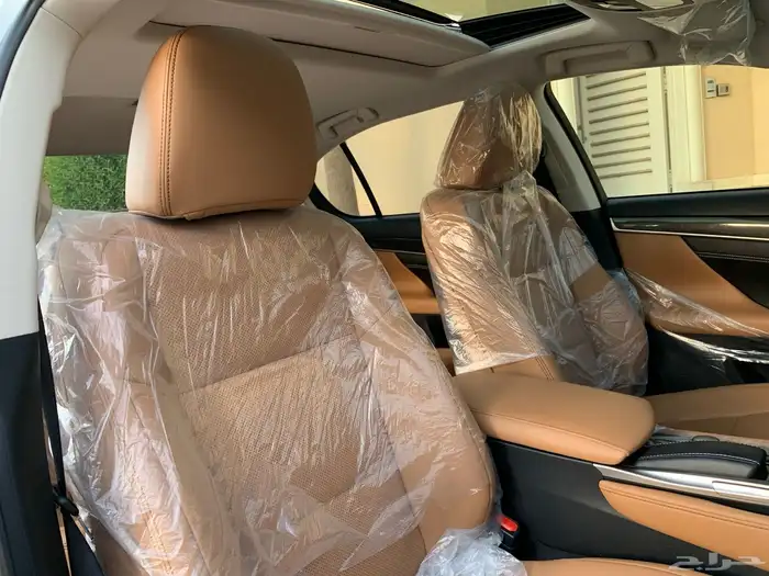 لكزس GS300 موديل 2018 بحالة الوكاله ممشى 26 الف 40