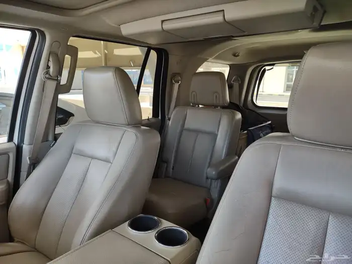 اكسبديشن 2010 لميتيد ابيض  دبل 2