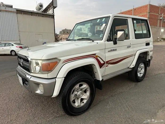 جيب ربع 2009 شبه جديد مخزن 1