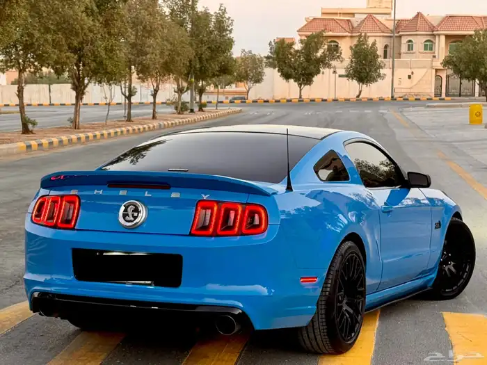 فورد موستنج GT قير عادي قمة النظافة 2010 25