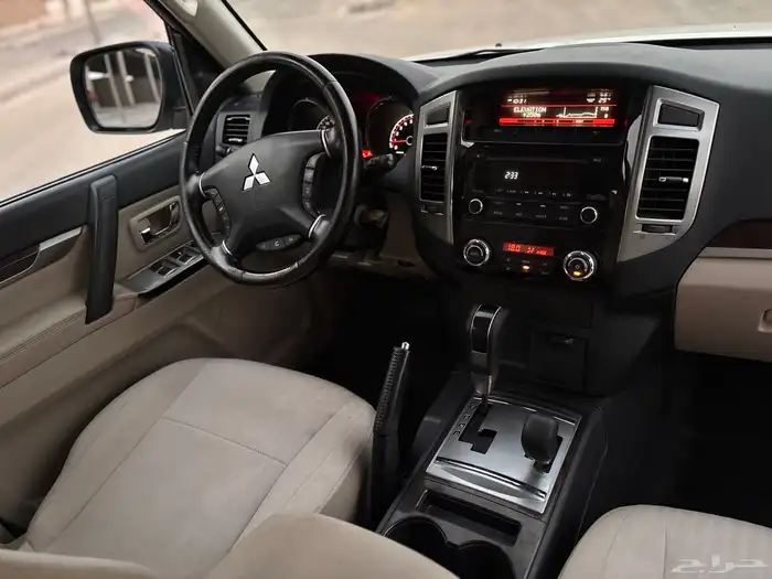 ميتسوبيشي باجيرو GLS 2022 21