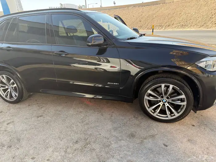 BMW X5 50i 4