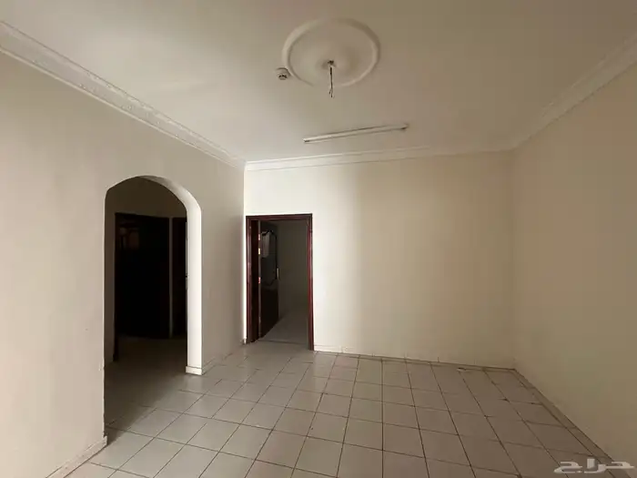 شقة مكونة من 3 غرف سكن عمال للإيجار-شوران مقابل البنك الاهلي 11