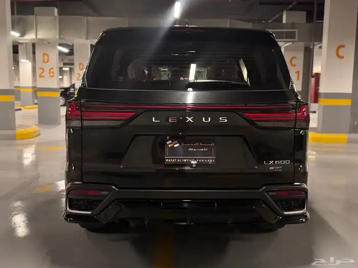 لكزس LX600 اف سبورت موديل 2024 9