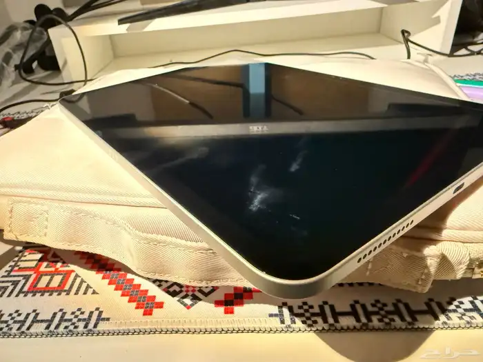 ايباد الجيل الحادي عشر 2025 مع كرتونه وضمانه 5