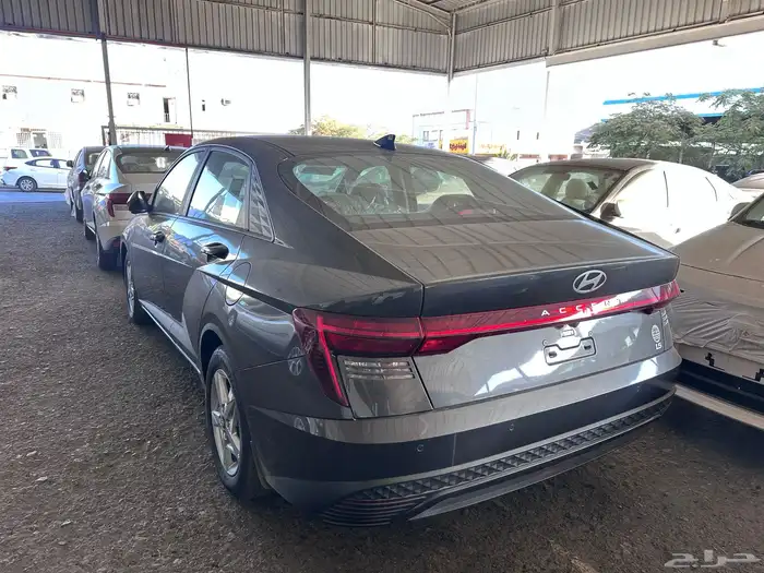 هيواندي اكسنت مكينه 1.5 فلت سقف اسود الإصدار الجديد 2026 3