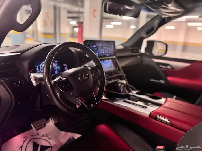 لكزس LX600 اف سبورت موديل 2024 12