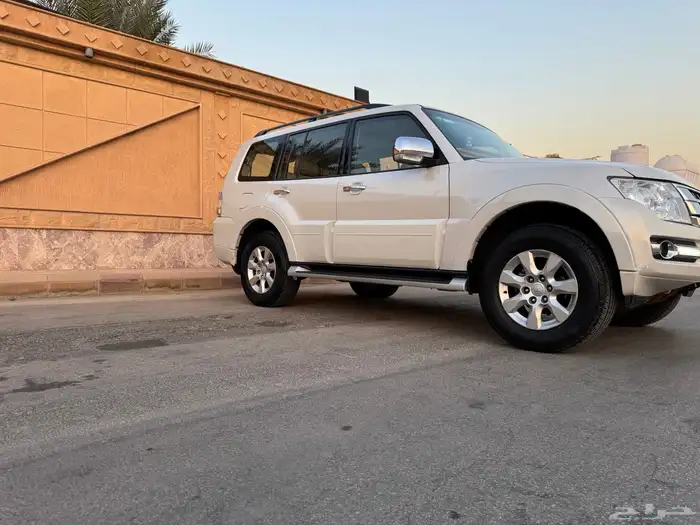 متسوبيشي باجيرو 2019 مالك واحد عداد قليل 2