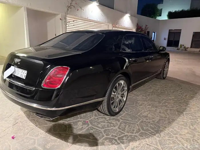 للبيع بنتلي مولسان مخزن ماشي 12 الف كيلو 4