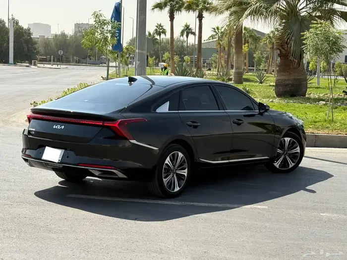 كيا K8 بريميوم 2022 - (6 سلندر) بحالة ممتازة 5