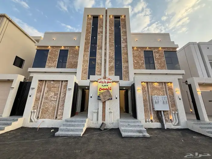 للبيع ارواف علويه وشقق ارضيه تشطيب VIP ف احد رفيده 3