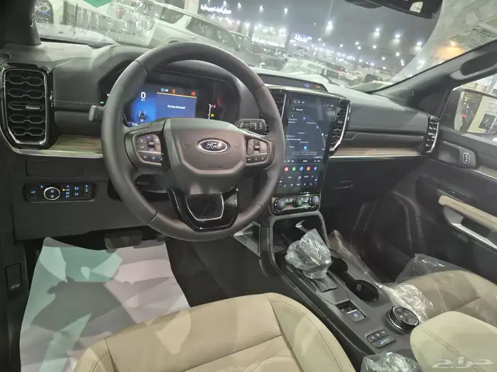 فورد ايفرست ليميتد و XLS بنزين . جديد . 2025 5