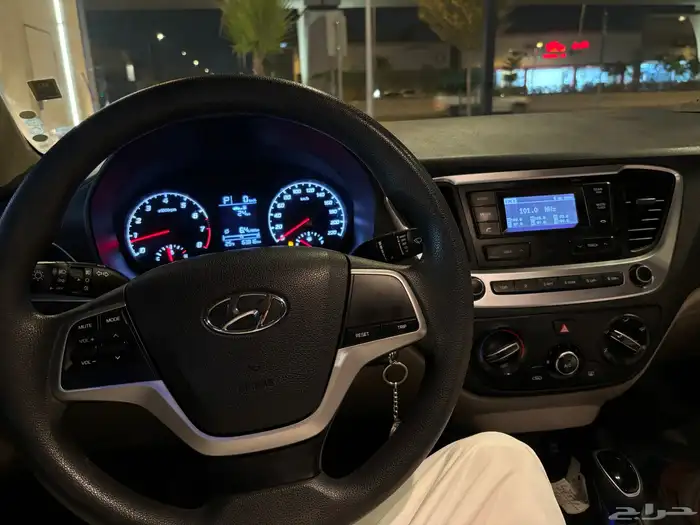 للبيع اكسنت 2021 نظيف ممشى قليل 9