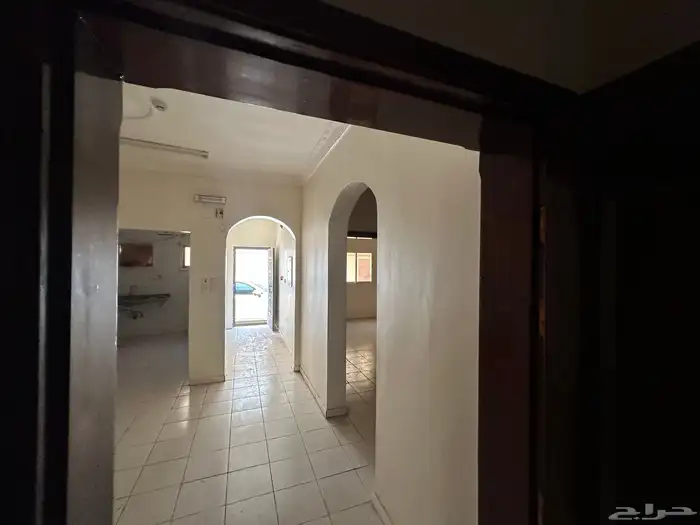 شقة مكونة من 3 غرف سكن عمال للإيجار-شوران مقابل البنك الاهلي 13