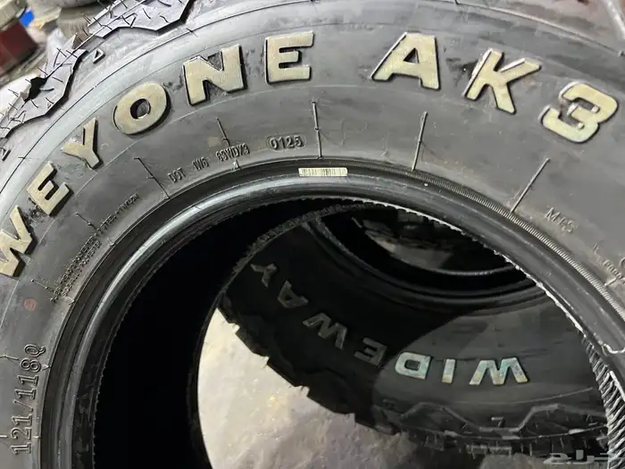 كفرات حجرية تاريخ 2025 مقاس 285 70 17 شبه الجديد عددهم 4 24