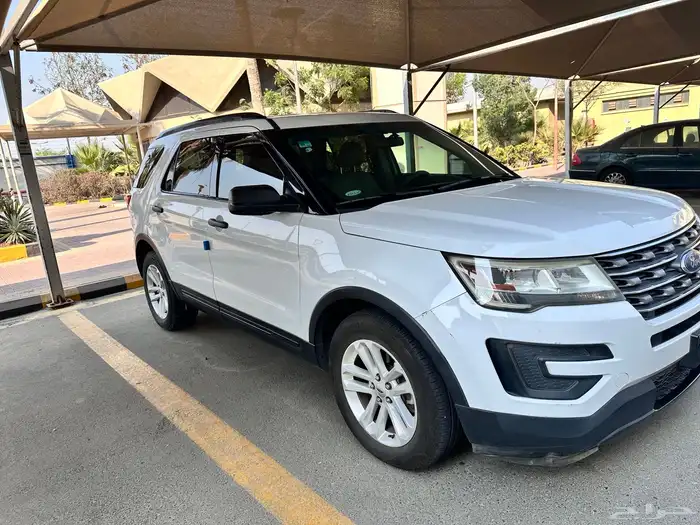Ford Explorer  2016  47000 1