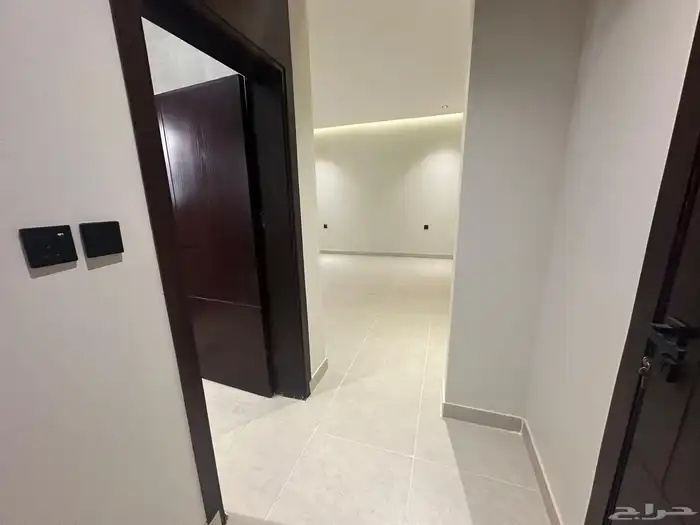 للإيجار فيلا روف علوي تبوك حي الورود ب3500 38