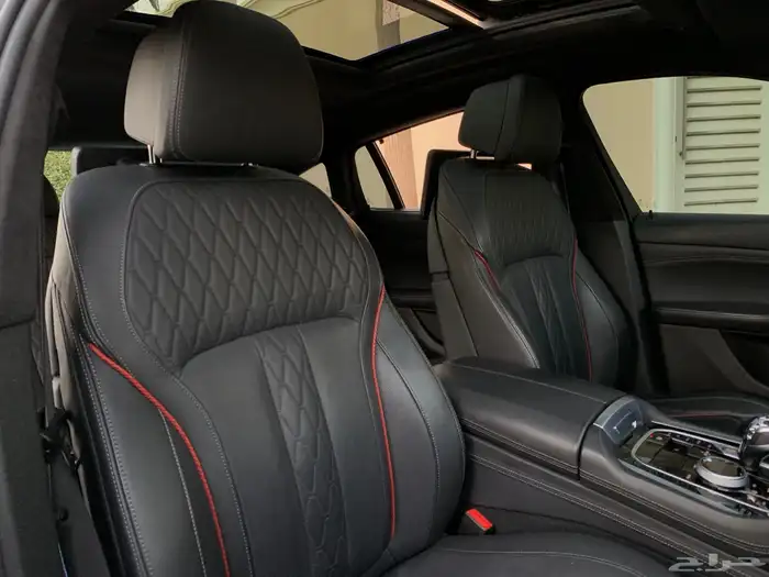 BMW X6 50i V8 2022 Edition Vermillion 29