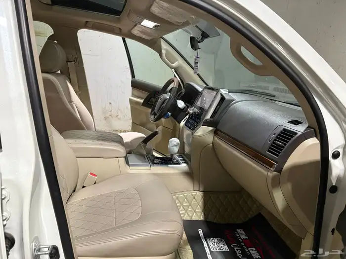 جيب لاندكروزر 2018 ديزل 31